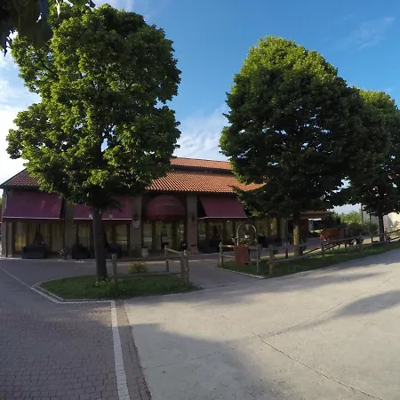 La Rebosola Farm stay *